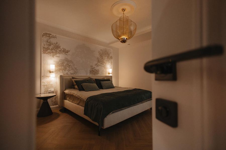Camera verde, privită din hol — Studioul TheoDora, Ungheni